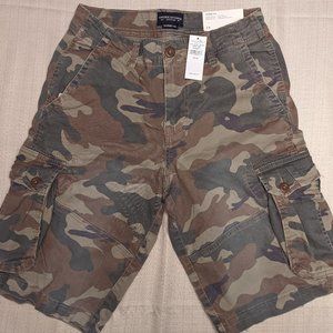 American Eagle AEO Men's Camo Cargo Shorts